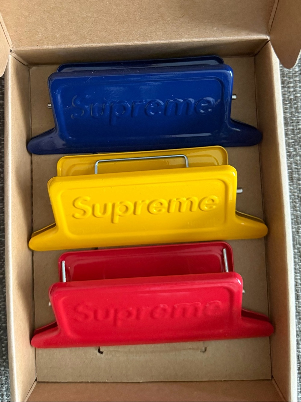 Supreme Dulton Clips - Picture 3 of 5